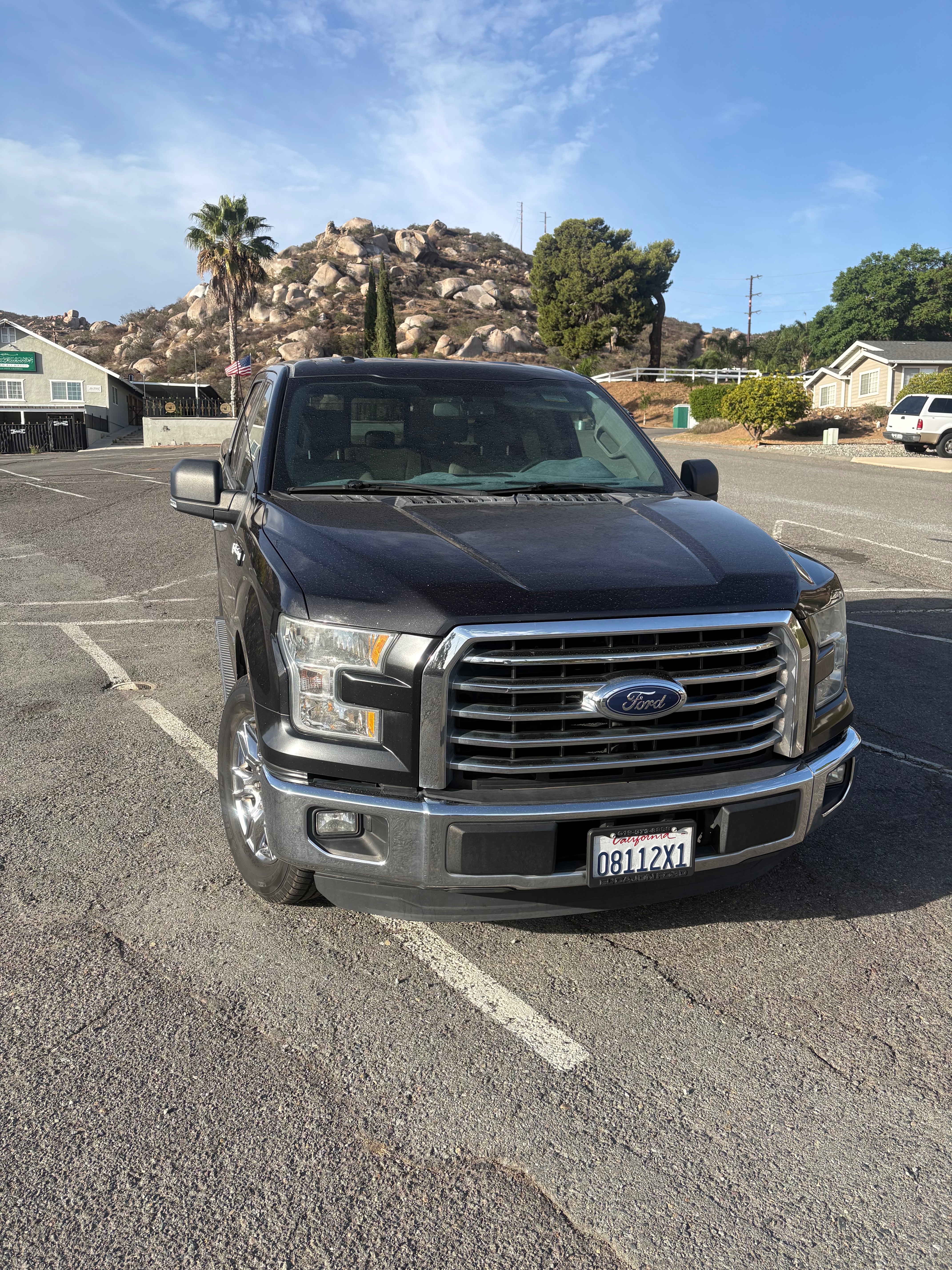 Used 2015 Ford F150 XLT w/ Equipment Group 302A Luxury RWD image 1