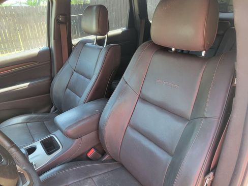 Used 2014 Jeep Grand Cherokee Summit w/ Trailer Tow Group IV image 15