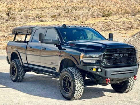 Used 2021 RAM 2500 Limited image 2