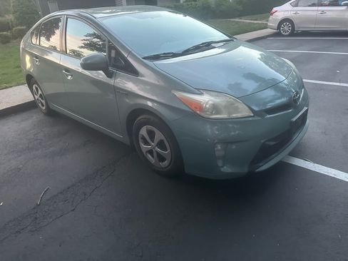 Used 2013 Toyota Prius Two FWD image 1