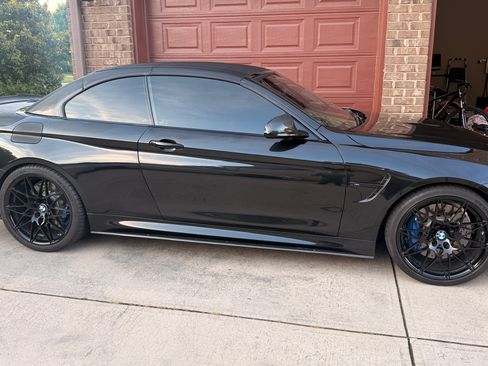Used 2015 BMW M4 Convertible RWD image 5