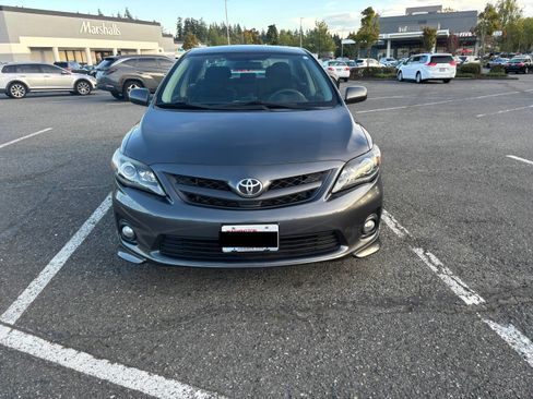 Used 2013 Toyota Corolla S w/ Premium Pkg image 10