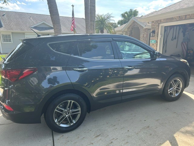 Used 2018 Hyundai Santa Fe Sport FWD image 5