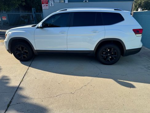 Used 2018 Volkswagen Atlas SE image 10