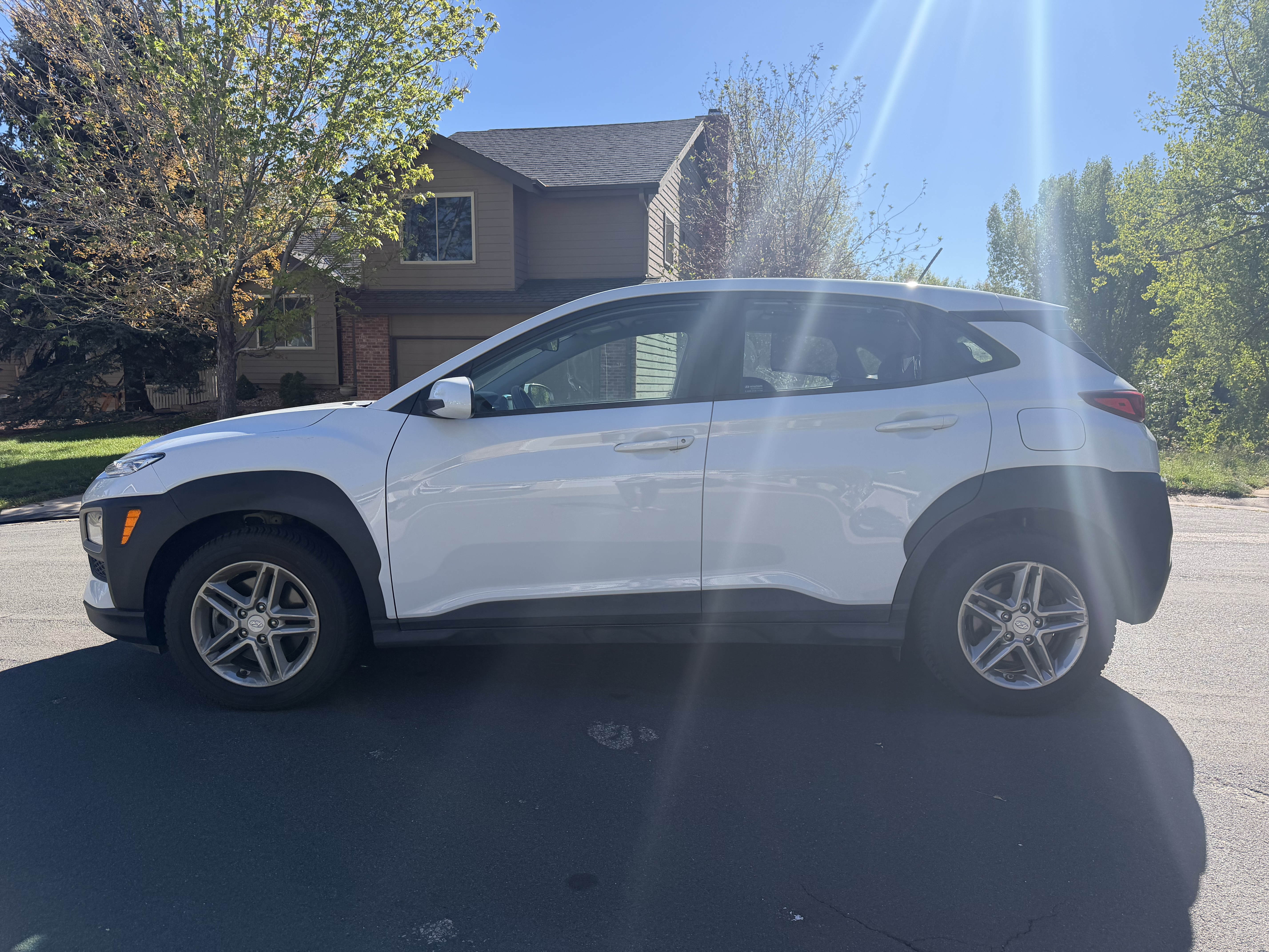 Used 2019 Hyundai Kona SE AWD/4WD image 4