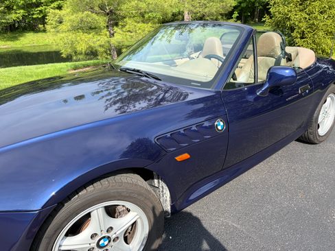 Used 1996 BMW Z3 1.9 RWD image 2