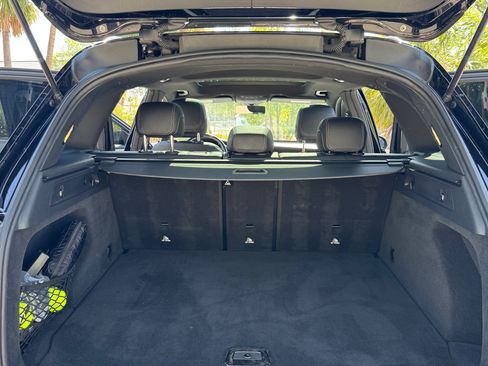 Used 2021 Mercedes-Benz GLC 300 image 17