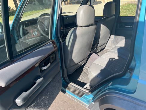 Used 1995 Jeep Cherokee Country image 14