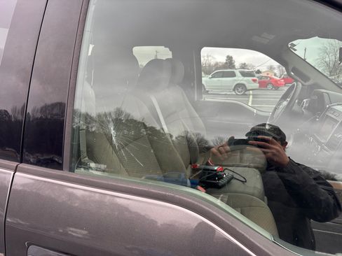 Used 2019 Ford F150 XLT image 14