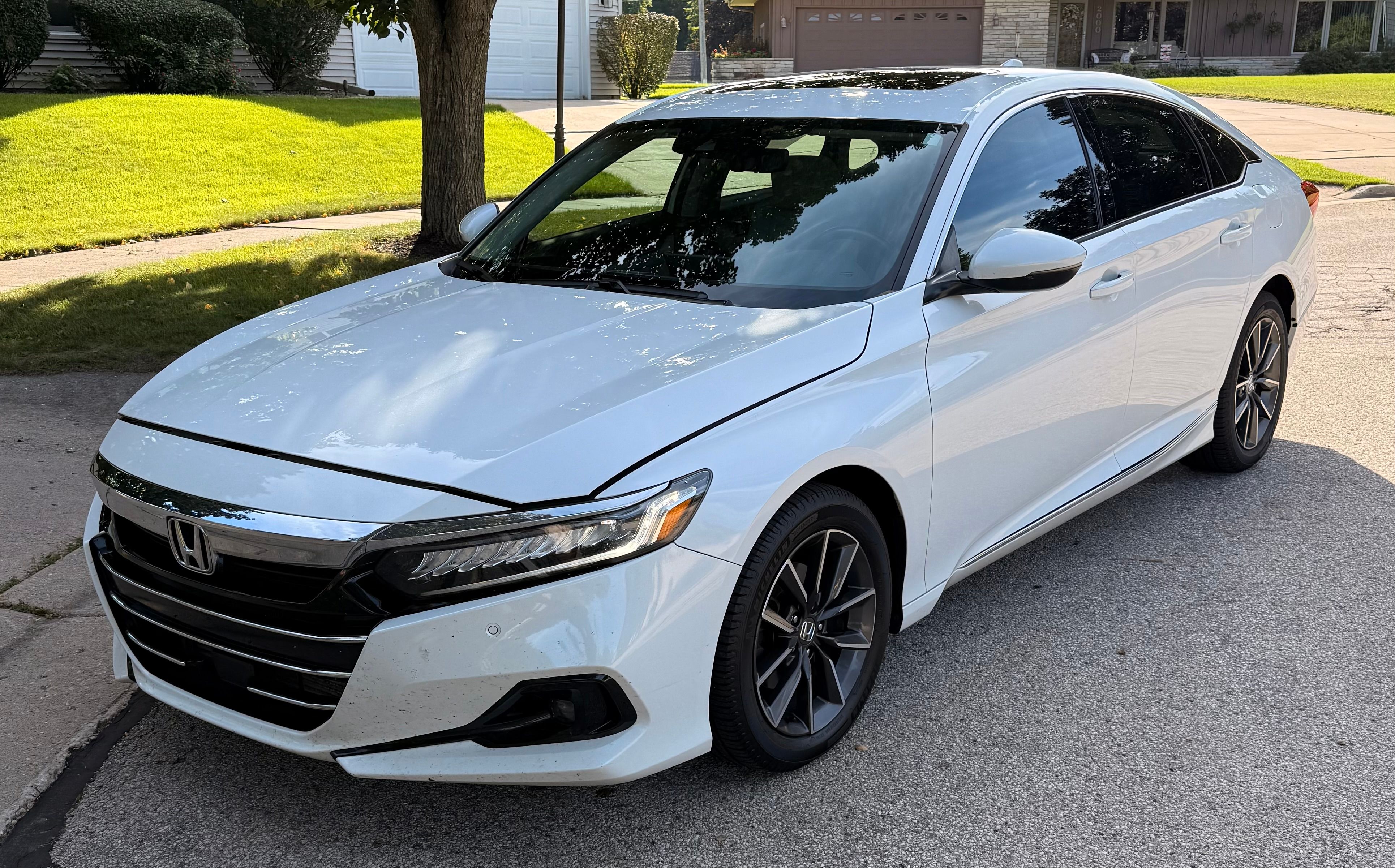 Used 2021 Honda Accord EX-L image 1