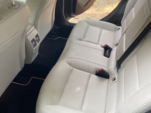 Used 2015 Mercedes-Benz GLA 250 4MATIC image 11
