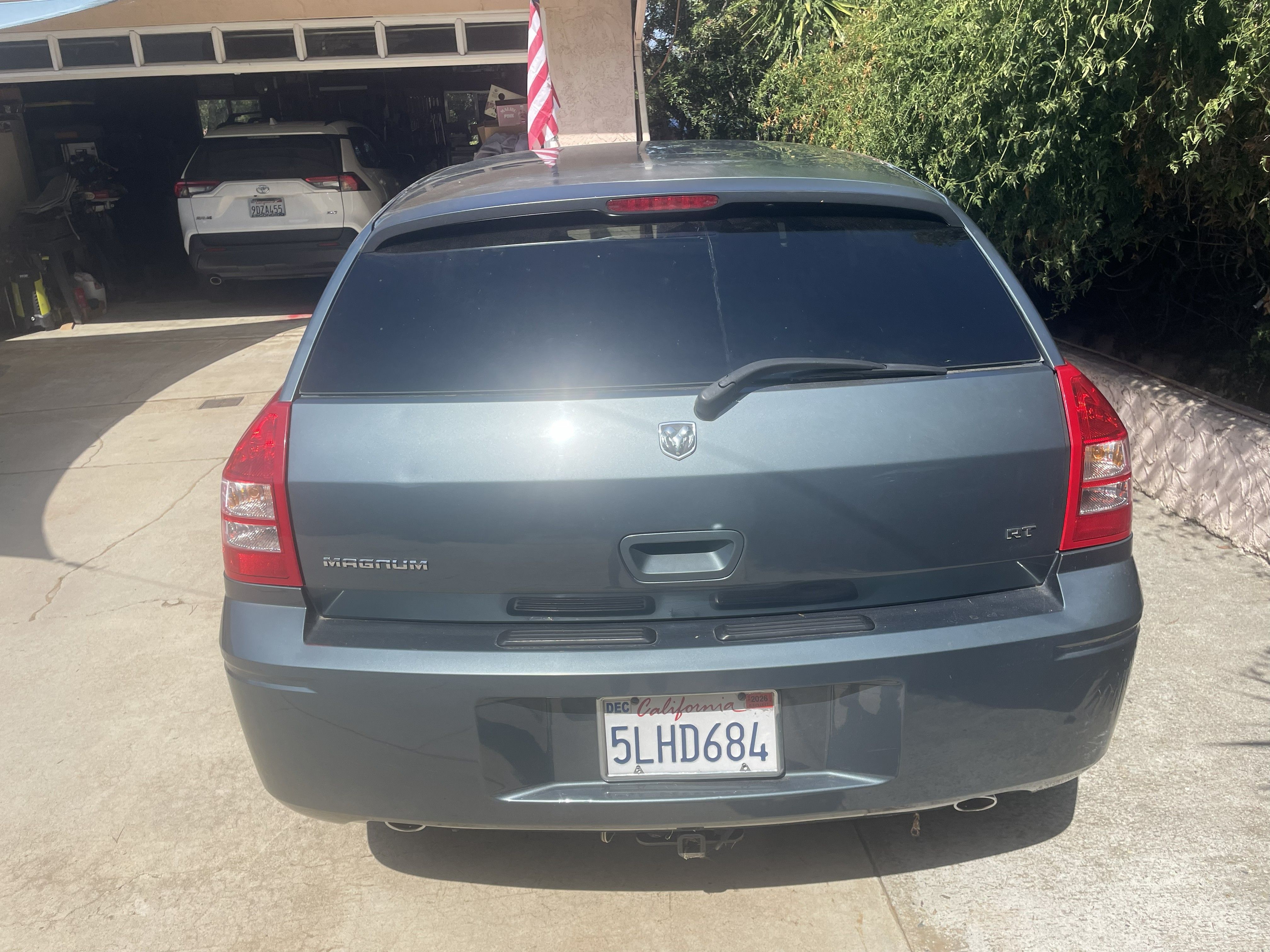 Used 2005 Dodge Magnum R/T w/ Electronics Convenience Group RWD image 4