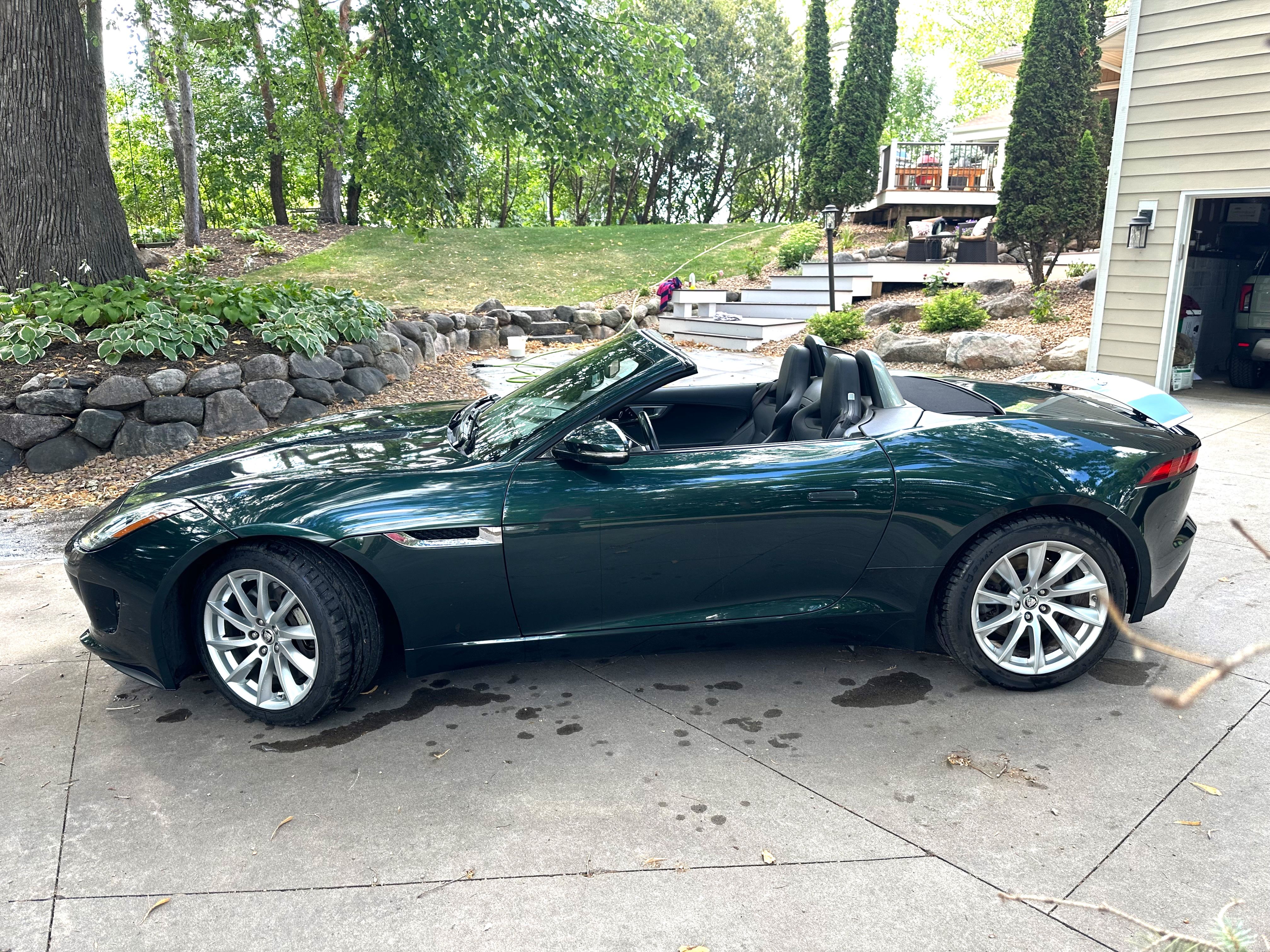 Used 2014 Jaguar F-TYPE Convertible RWD image 4
