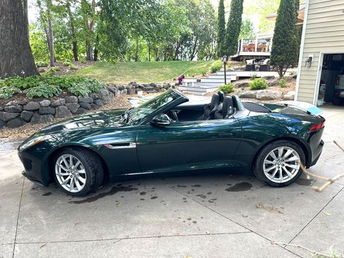 Used 2014 Jaguar F-TYPE Convertible RWD image 4