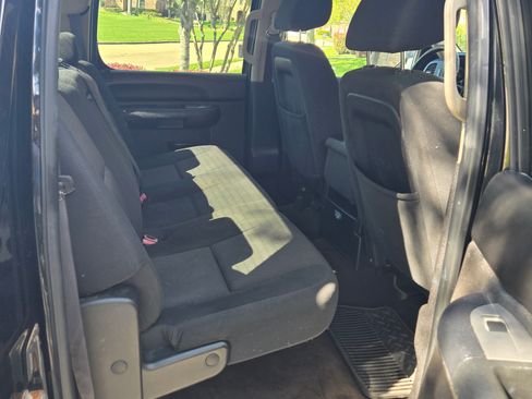 Used 2011 Chevrolet Silverado 1500 LT w/ Texas Edition image 9