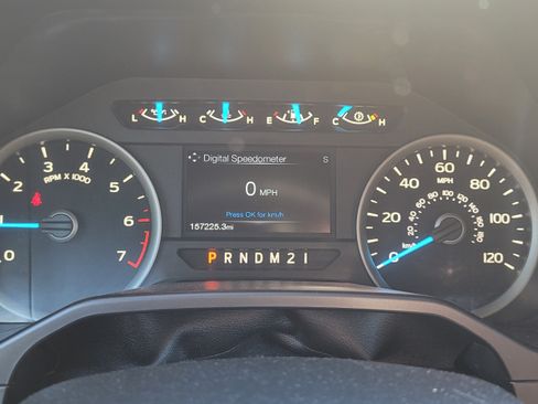 Used 2016 Ford F150 XLT w/ Equipment Group 302A Luxury image 9