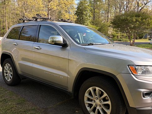 Used 2014 Jeep Grand Cherokee Limited AWD/4WD image 1