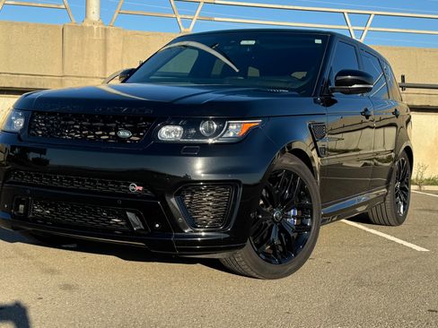 Used 2015 Land Rover Range Rover Sport SVR image 6
