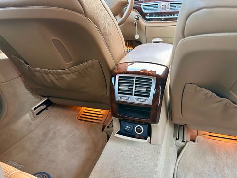 Used 2009 Mercedes-Benz S 63 AMG image 26