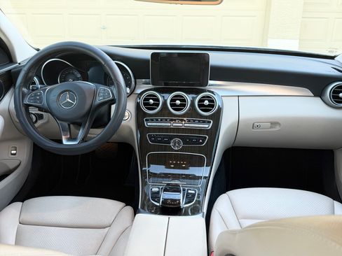 Used 2016 Mercedes-Benz C 300 Sedan image 14