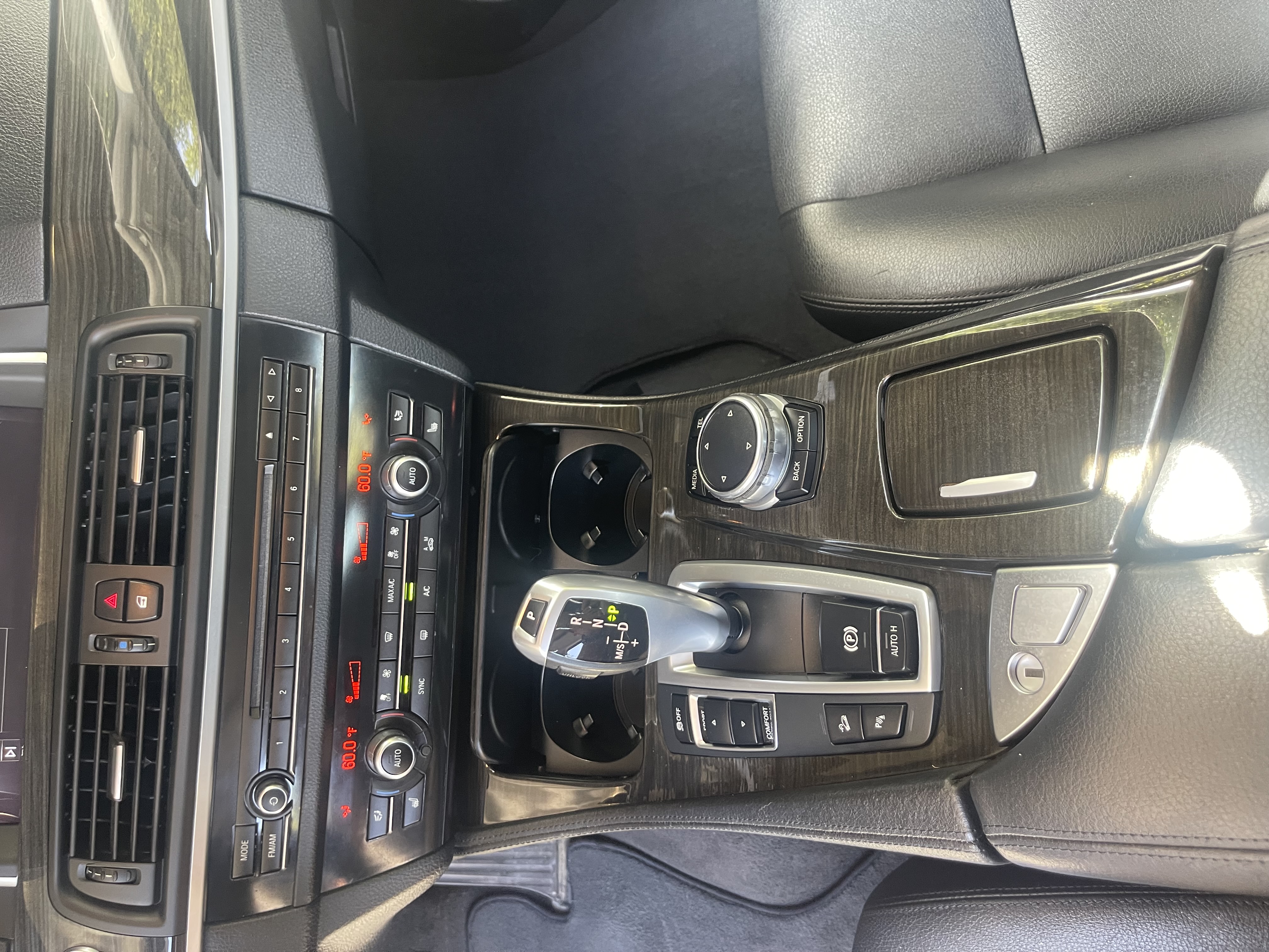 Used 2015 BMW 528i xDrive Sedan AWD/4WD image 12