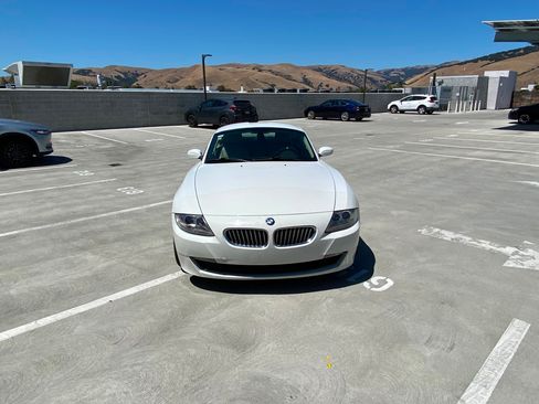 Used 2007 BMW Z4 3.0si RWD image 4
