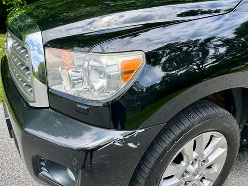 Used 2010 Toyota Sequoia Platinum AWD/4WD image 10