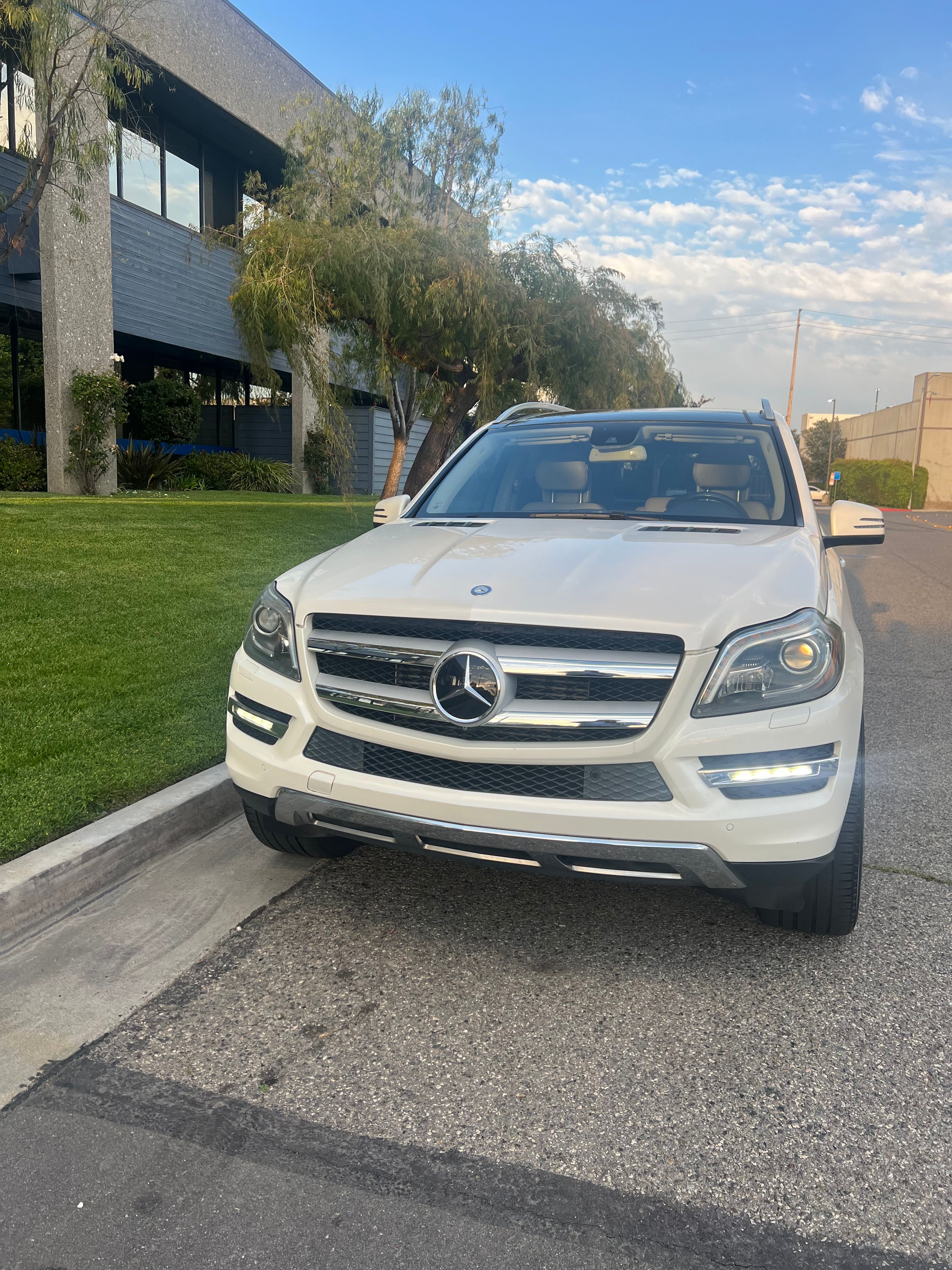 Used 2013 Mercedes-Benz GL 320 BlueTEC 4MATIC image 5