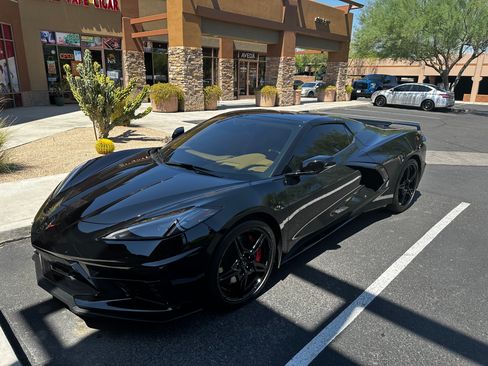 Used 2021 Chevrolet Corvette Stingray Premium Conv w/ Z51 Performance Package image 13