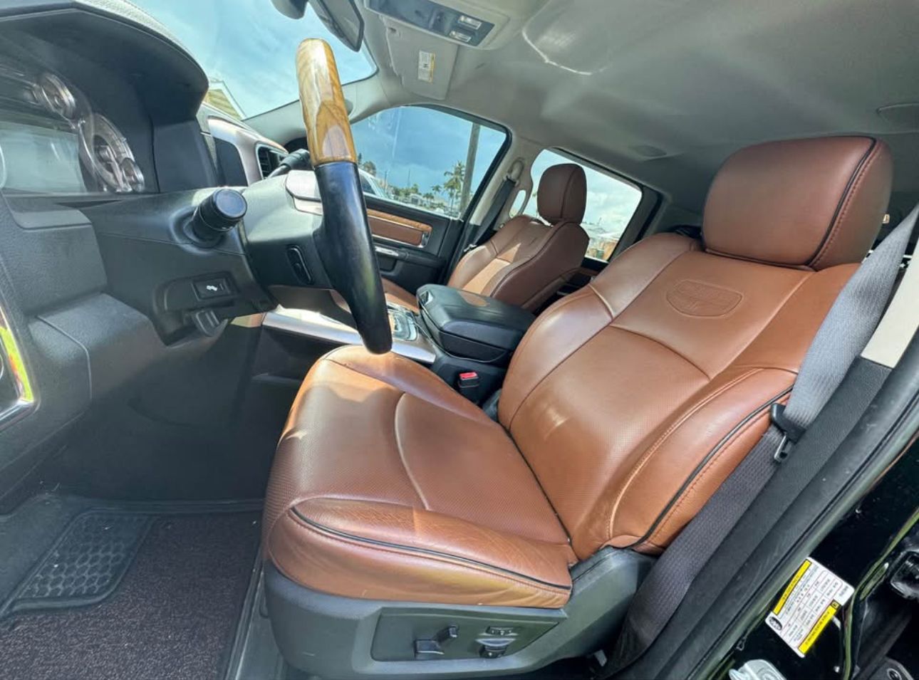 Used 2017 RAM 2500 Longhorn AWD/4WD image 10
