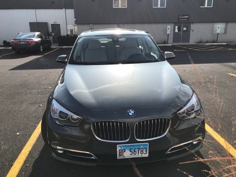 Used 2014 BMW 550i Gran Turismo xDrive image 1