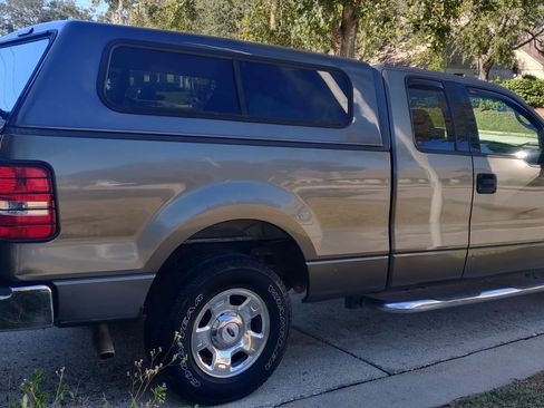 Used 2004 Ford F150 XLT image 8