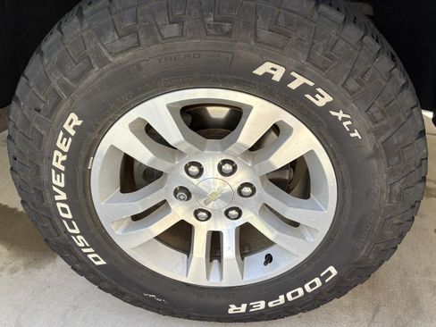 Used 2018 Chevrolet Silverado 1500 LT w/ All Star Edition image 11