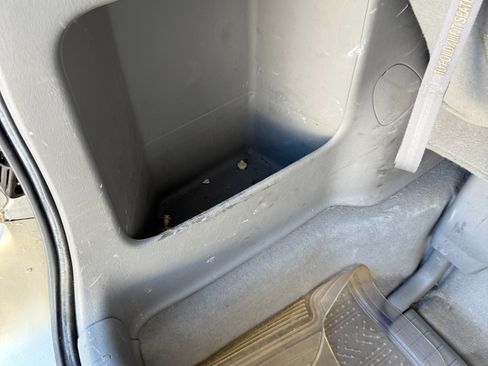 Used 2004 Toyota Sienna LE FWD image 10