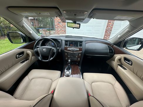 Used 2019 Nissan Armada Platinum w/ Captain's Chairs Package image 10
