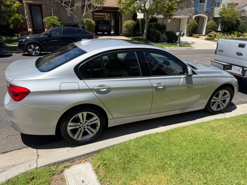 Used 2016 BMW 328i Sedan RWD image 1