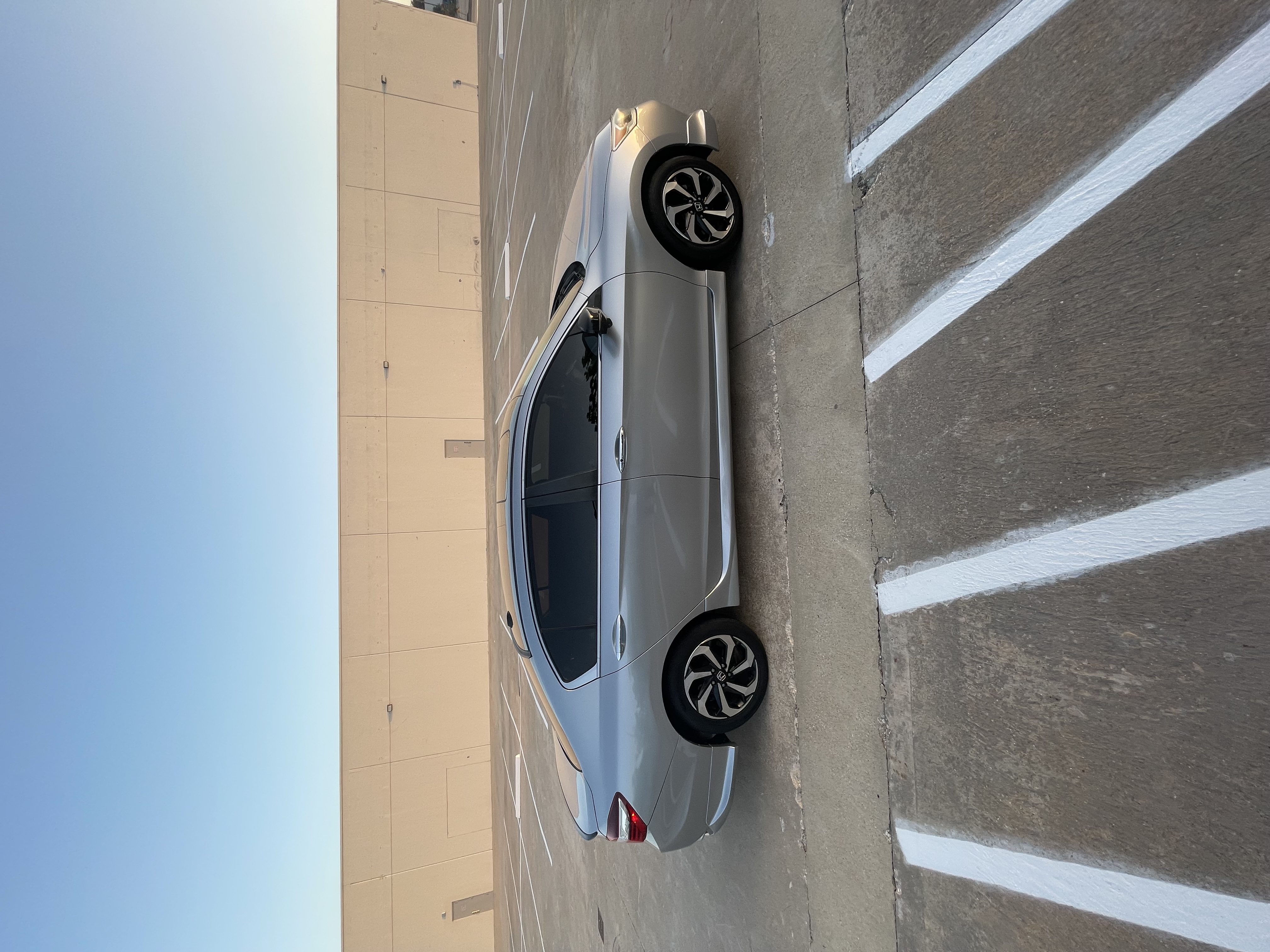 Used 2016 Honda Accord EX image 11