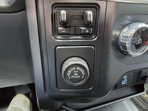 Used 2022 Ford F150 XLT w/ Equipment Group 301A Mid RWD image 19