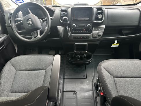 Used 2024 RAM ProMaster 2500 w/ Quick Order Package 22G SLT image 9