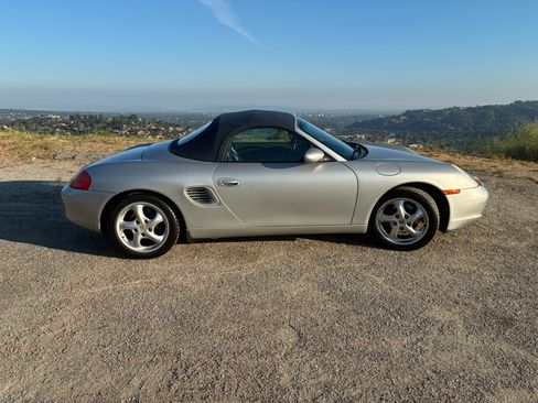 Used 1999 Porsche Boxster RWD image 6