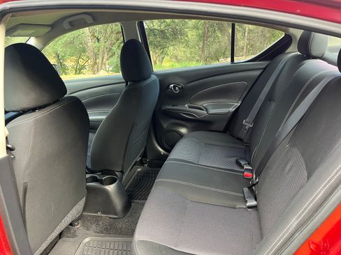Used 2018 Nissan Versa SV FWD image 12
