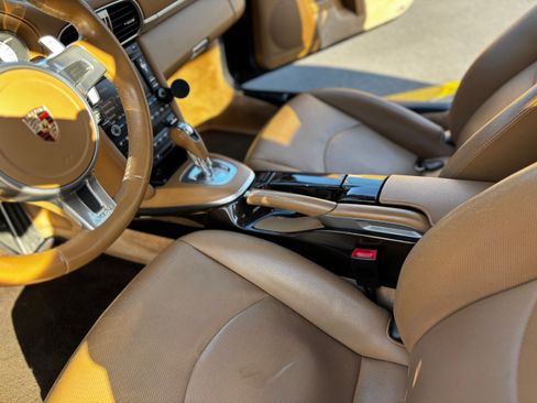 Used 2011 Porsche 911 Carrera S image 10