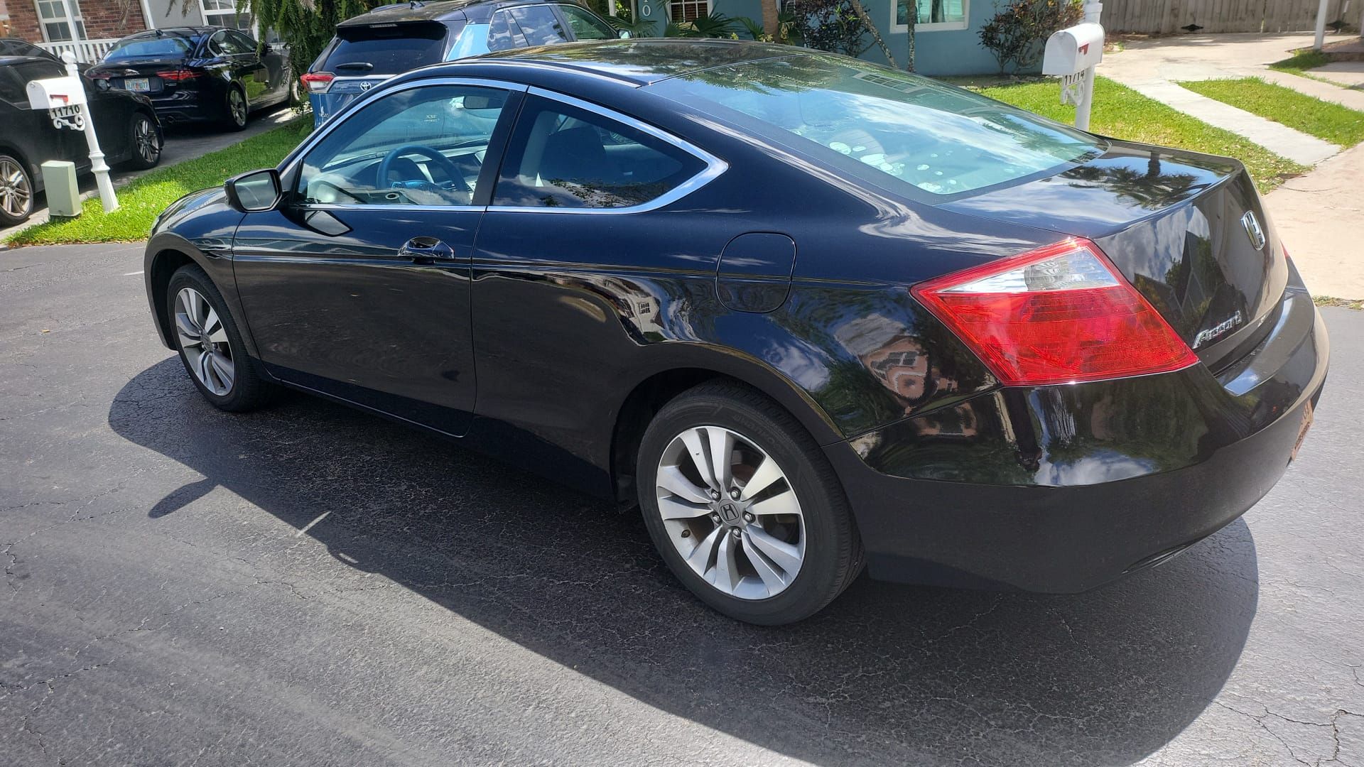 Used 2008 Honda Accord LX-S image 2