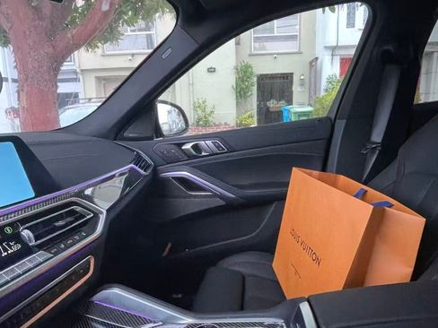 Used 2022 BMW X6 M50i w/ Executive Package image 6