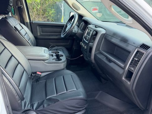 Used 2017 RAM 1500 Tradesman RWD image 11