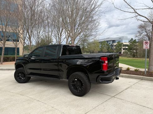 Used 2021 Chevrolet Silverado 1500 LT Trail Boss w/ Convenience Package II image 14