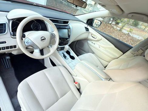 Used 2016 Nissan Murano SV image 10
