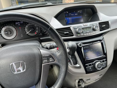 Used 2014 Honda Odyssey EX-L image 8