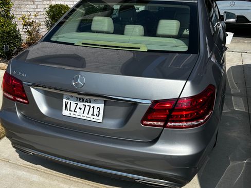 Used 2014 Mercedes-Benz E 350 Sedan image 19