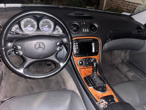 Used 2004 Mercedes-Benz SL 500 image 9